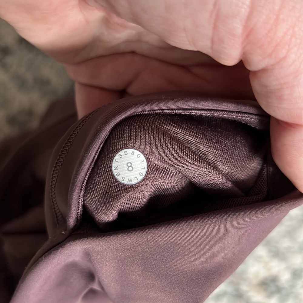 Lululemon City Core Tight *28" - Picture 5 of 9